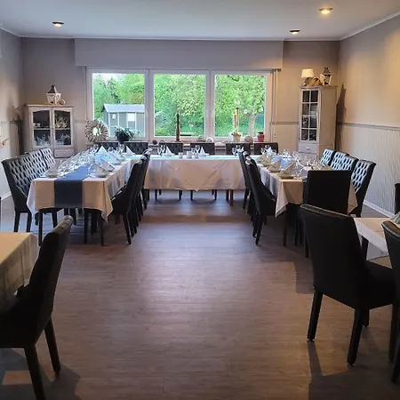 Отель Landgasthaus Krimpenfort Лоне